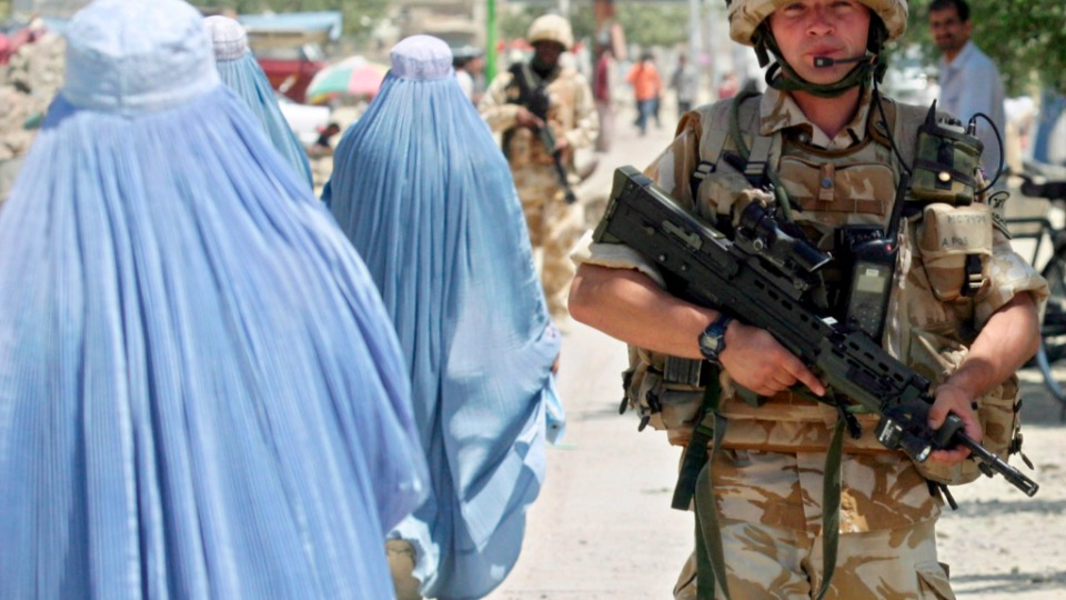 ABD askeri Afganistan’dan çekilmeye başladı